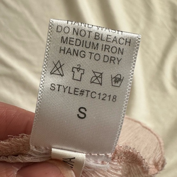 Romantic Sheer blush Pink halter style Top with Embroidered Details - Picture 4 of 7